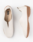 Vanilla Slip-ons